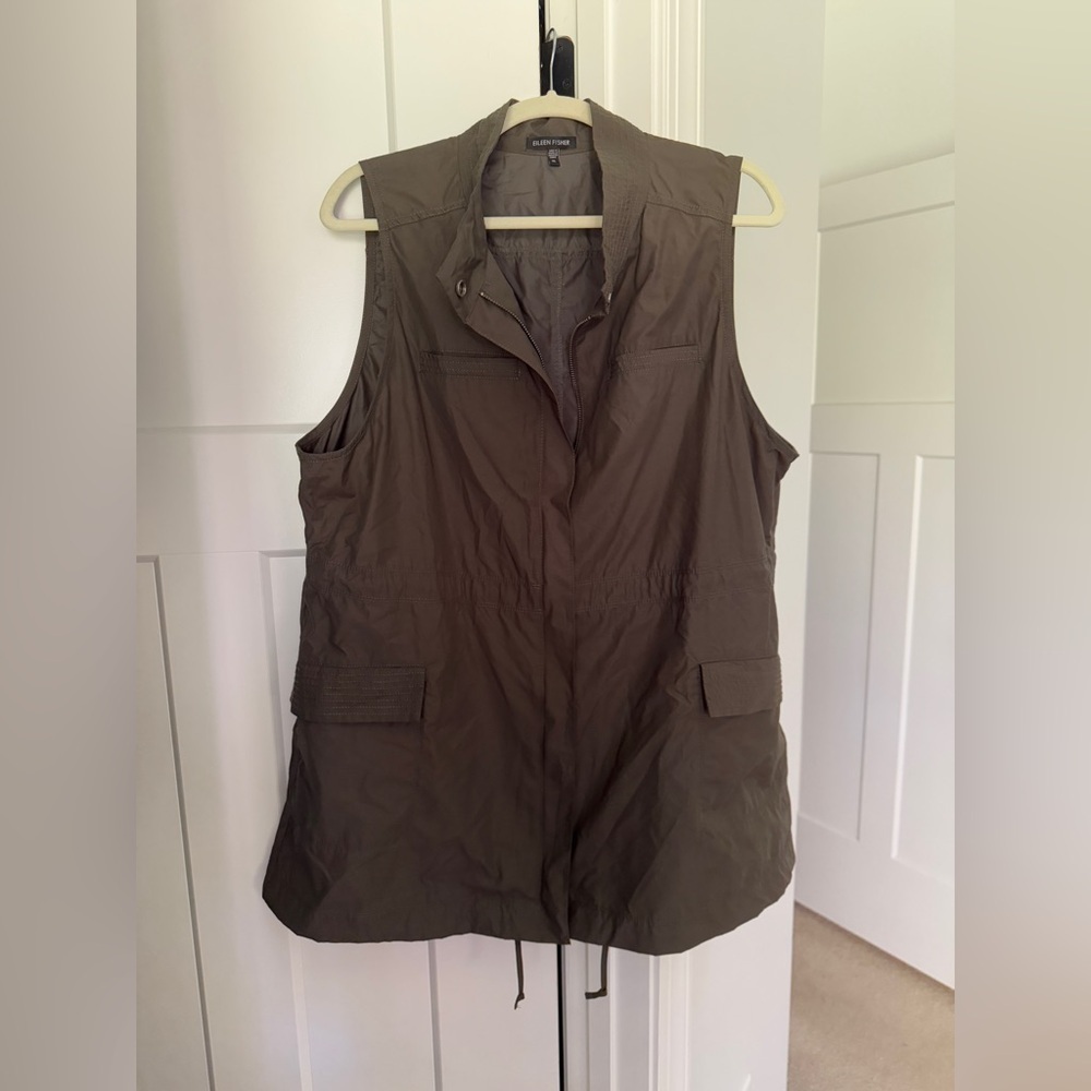Eileen Fisher Tech Cargo Utility Sleeveless Green Zip Long Vest